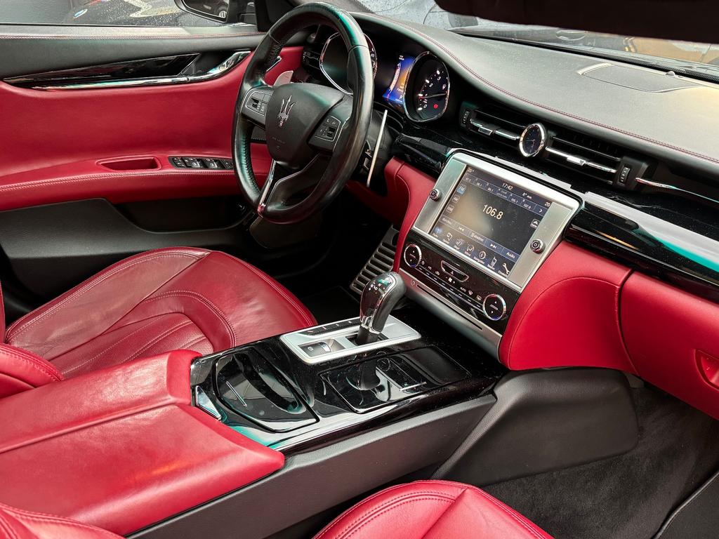 Maserati Quattroporte