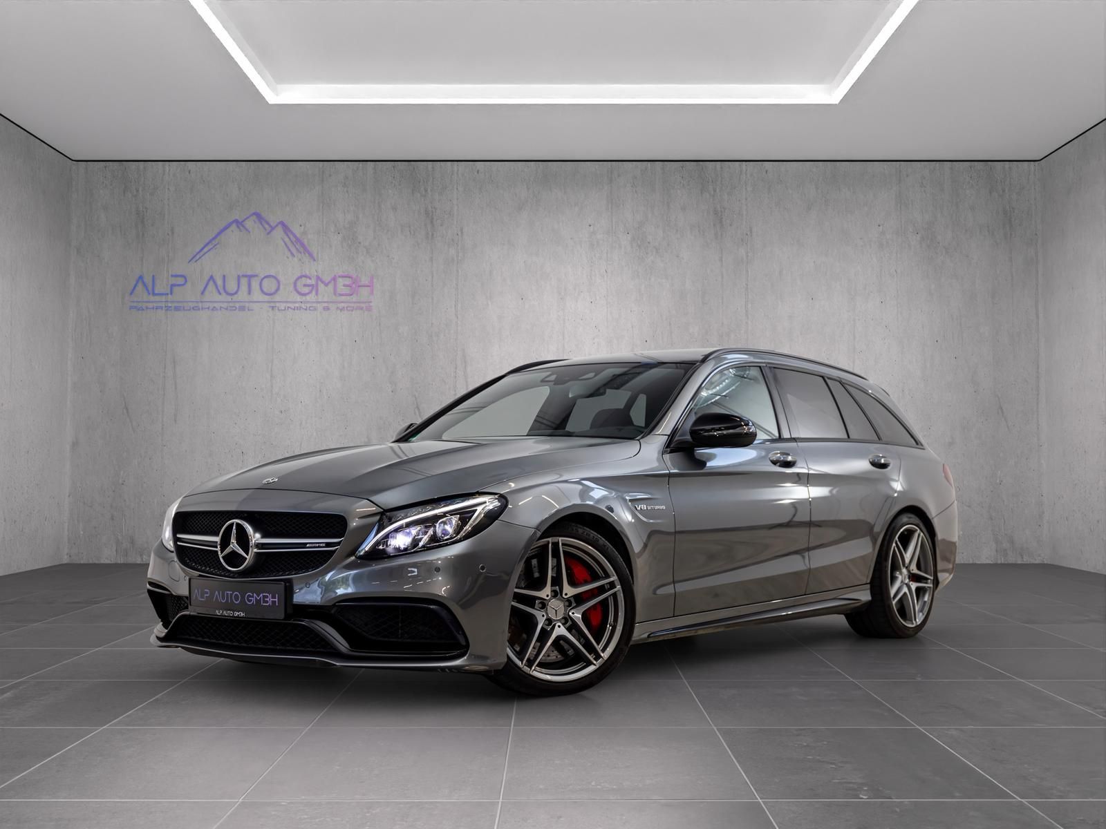 MERCEDES-BENZ C63 S AMG T 4.0 V8/BUR/LED/PANO/KLAPPE/COMAND