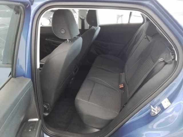 Volkswagen T-Roc 1.5 eTSI Life ACC DSG Navi APP LED foto 5