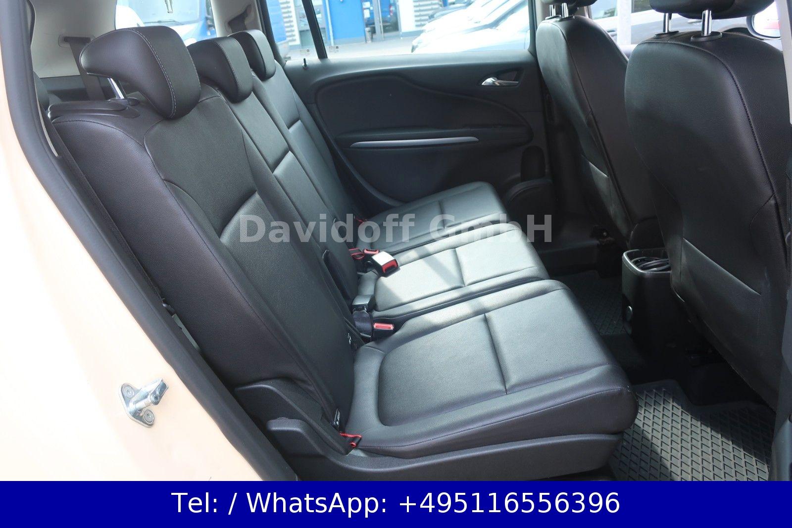 Opel Zafira 2015 — photo 14