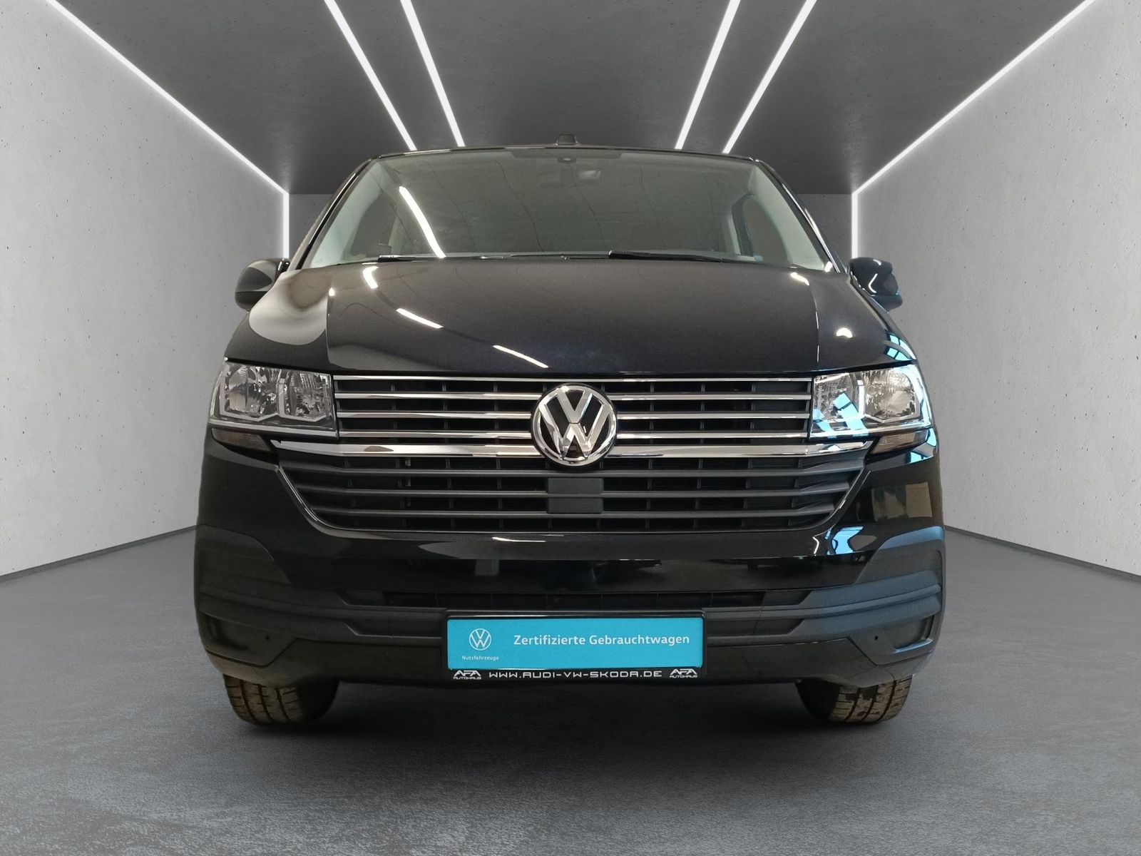 Volkswagen T6 Caravelle - Bild 5
