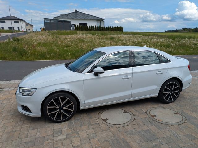 AUDI A3 2.0 TDI - Limousine - TÜV 10/27 - 18 Zoll SR