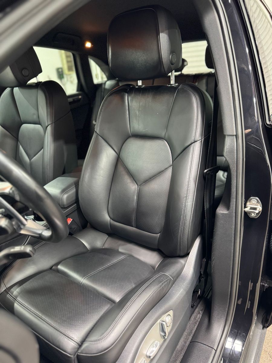 Fahrzeugabbildung Porsche Macan S Diesel #Bi-Xenon#Memory#Leder