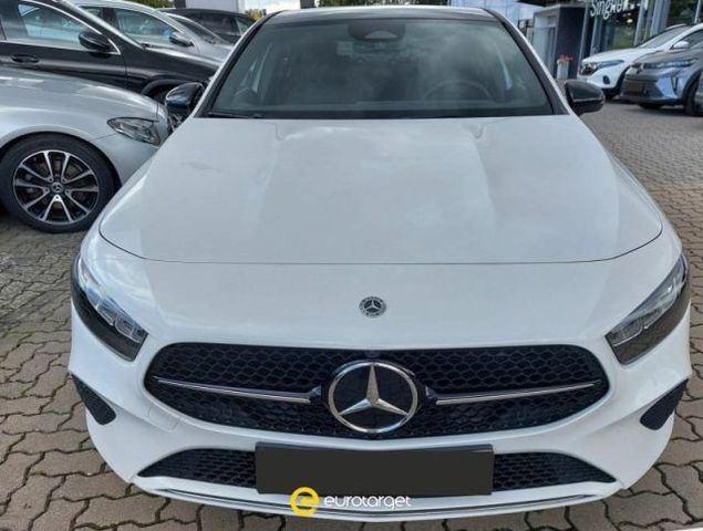 Andere MERCEDES-BENZ A 200 d Automatic Advanced