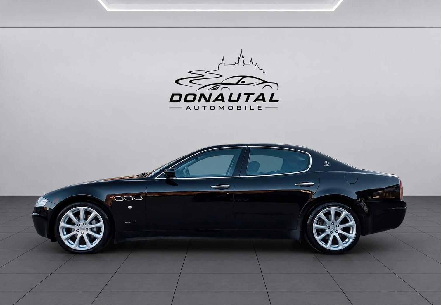 Maserati Quattroporte 4.2 V8 400 ch • BVA • Cuir • Toit ouvrant