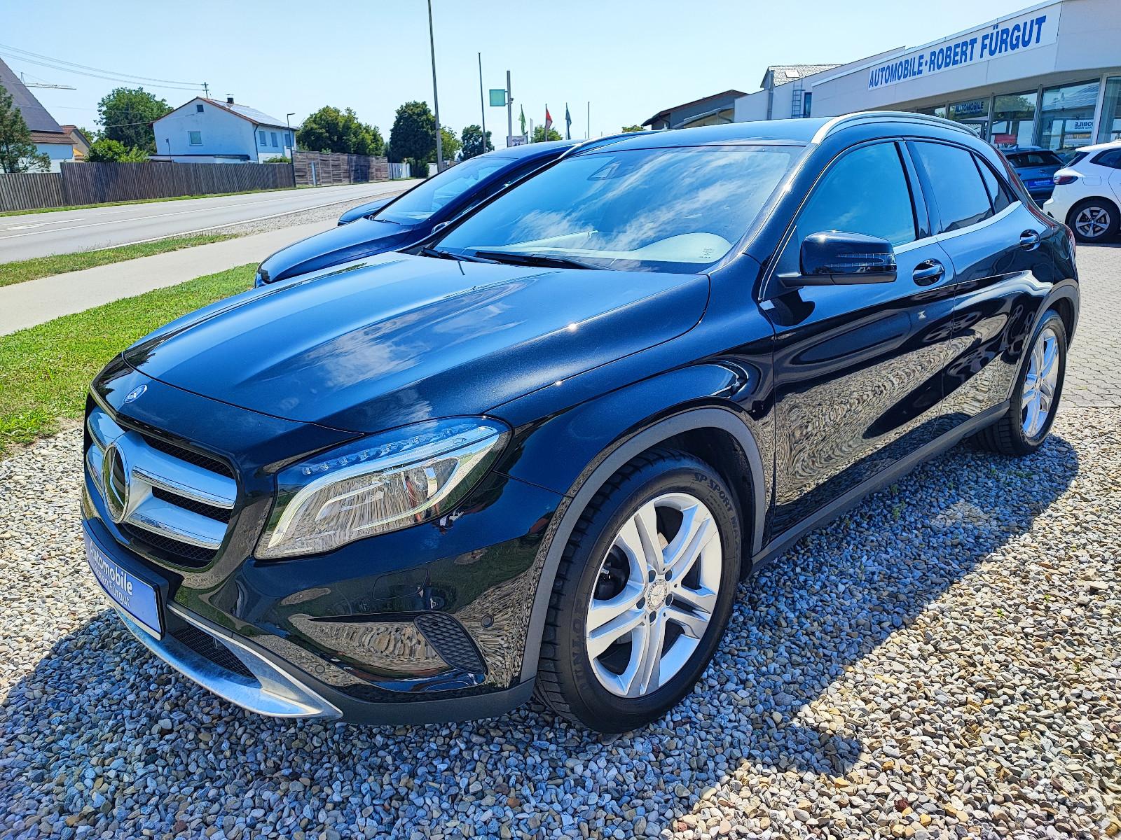 Mercedes-Benz GLA 200 CDI / d 4Matic/Nav/Xen/AHK/Kam