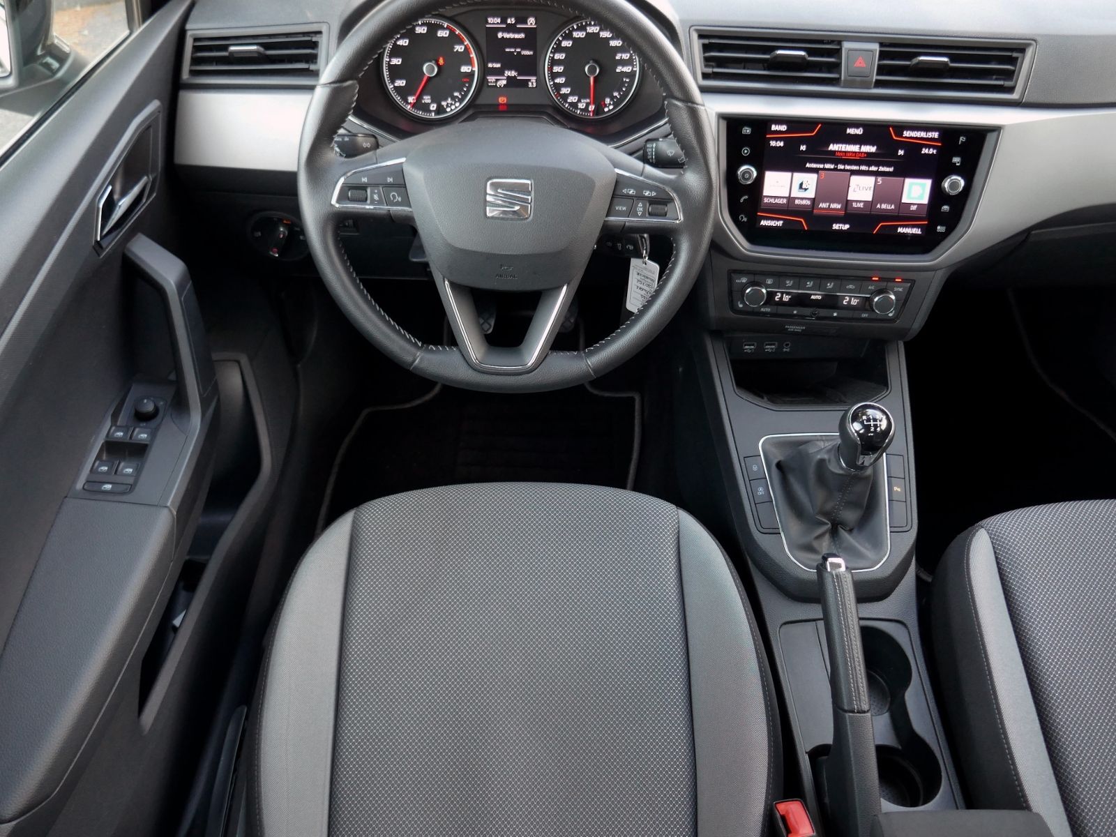 Fahrzeugabbildung SEAT Ibiza Style 1.0 TSI | RFK Navi App DAB+