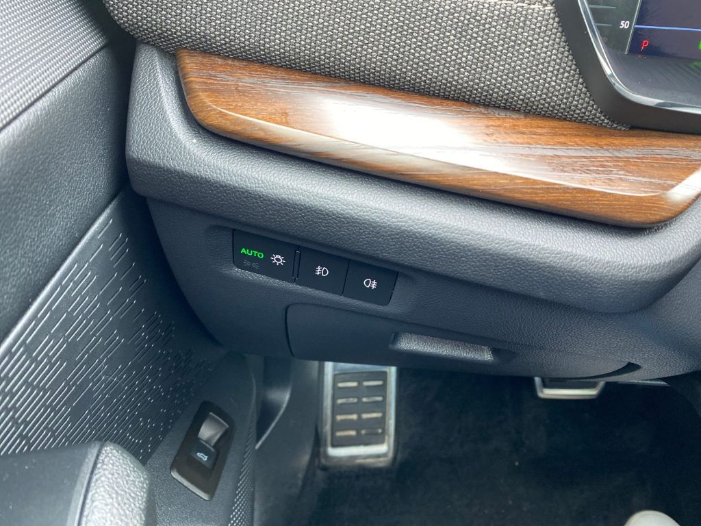 Fahrzeugabbildung SKODA Octavia Combi 2.0 TDI DSG 4x4 Scout