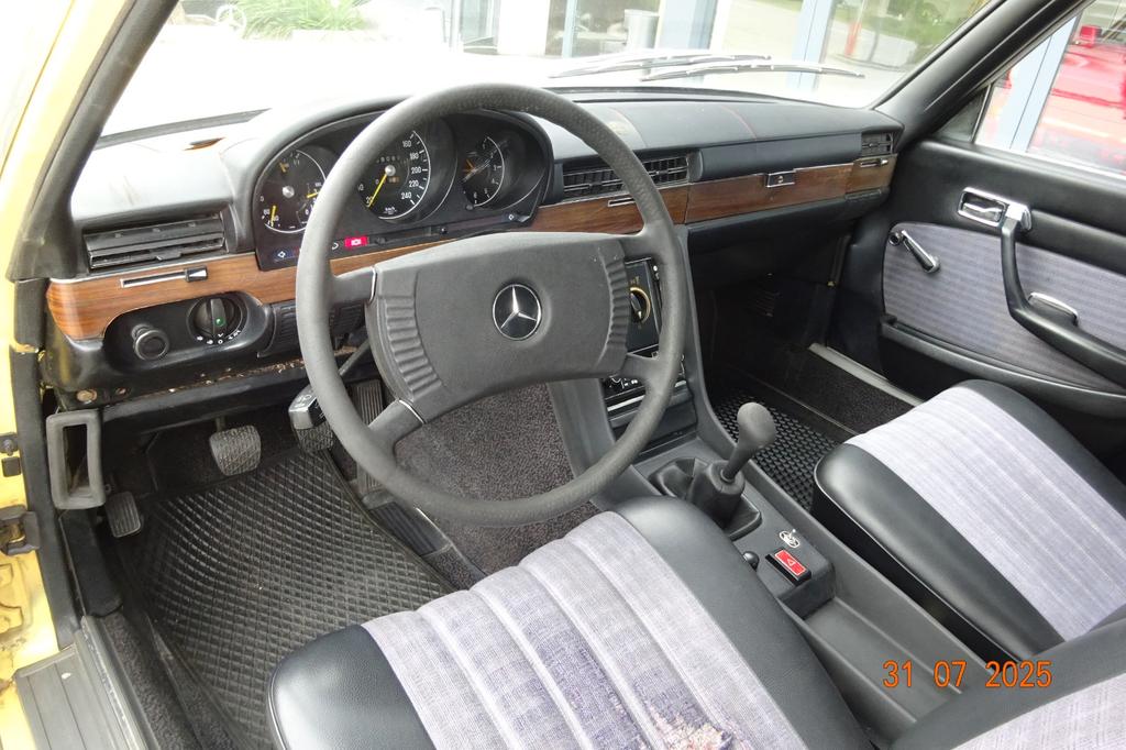 Mercedes-Benz 280
