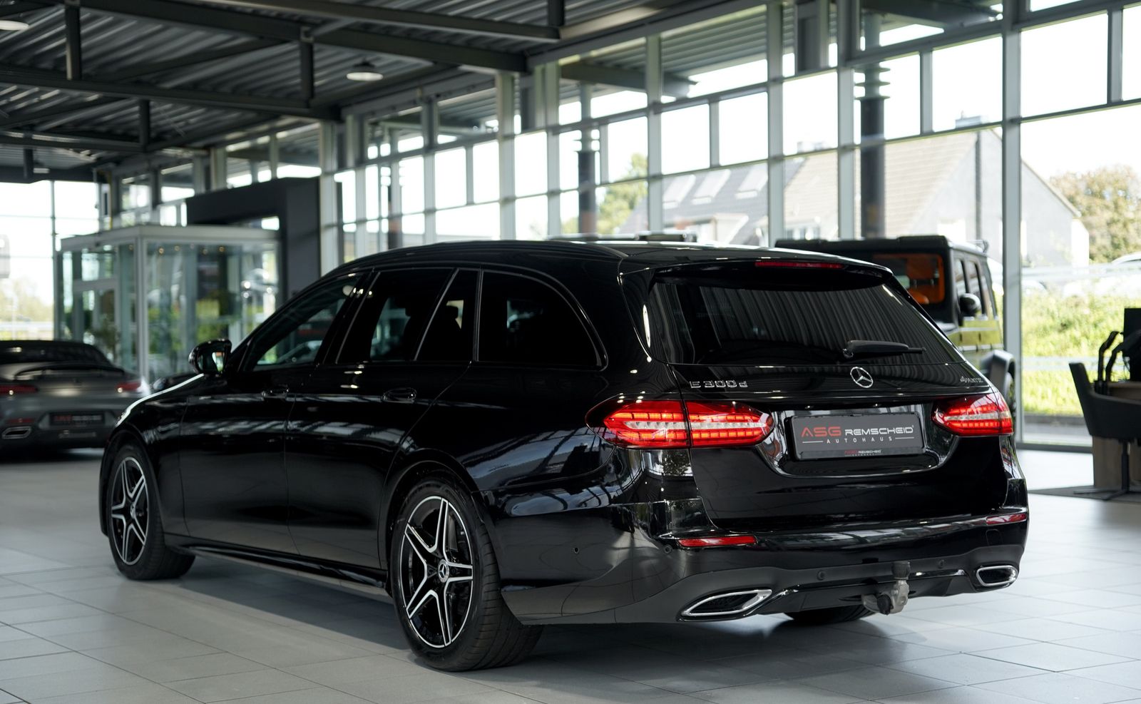 Mercedes Benz E 300