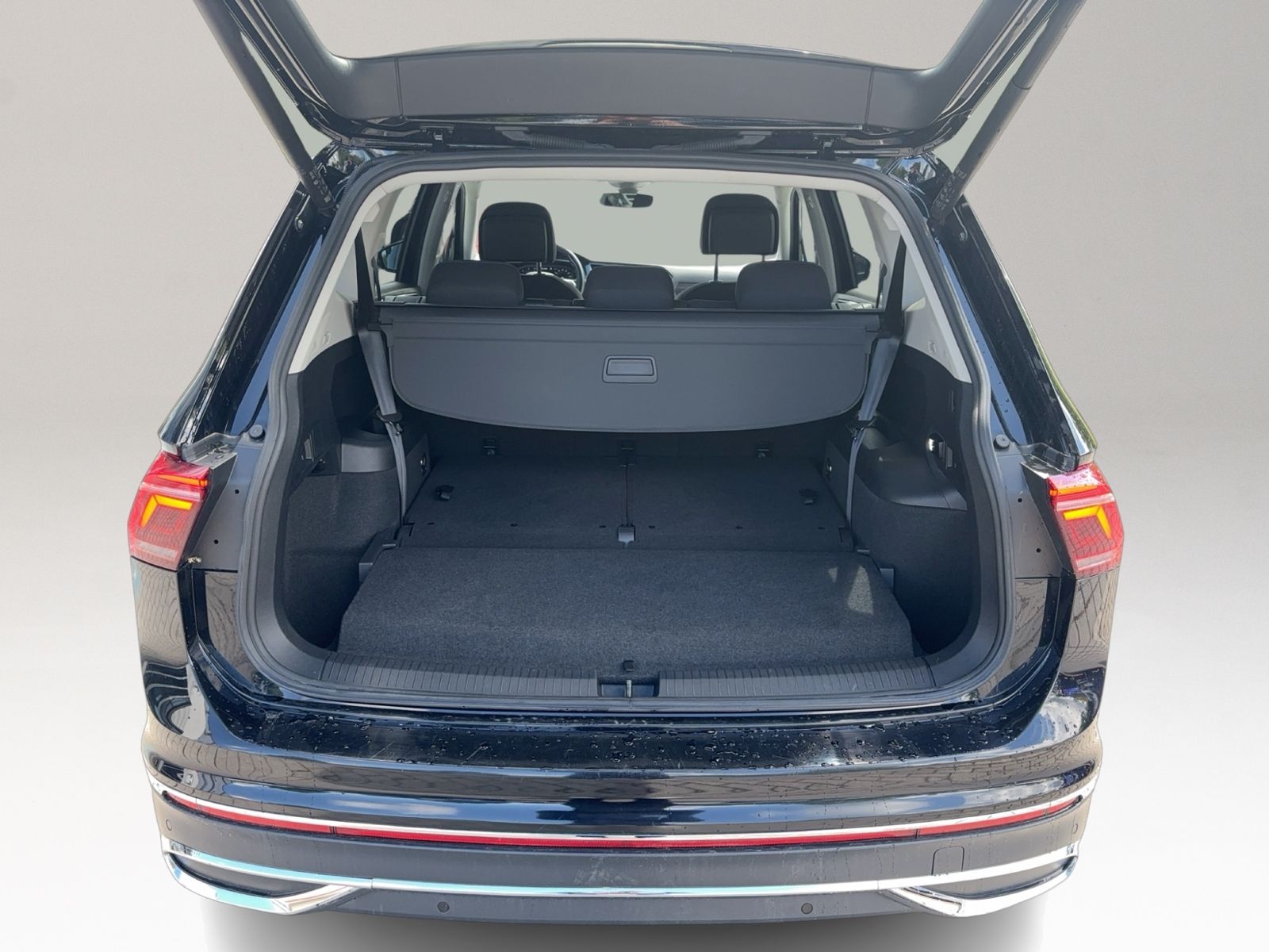 Tiguan Allspace Elegance 4Motion 2.0 TDI, AHK, B