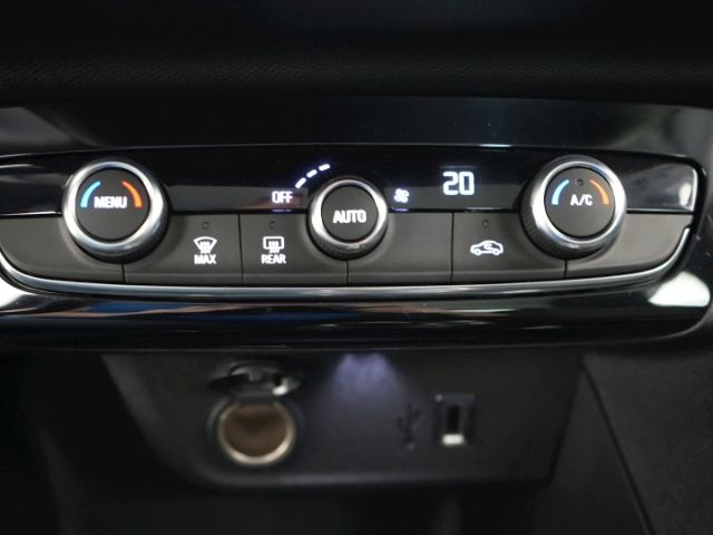 Corsa-e F EDITION 50kWH AT+NAVI+KEYLESS+KLIMAAUT