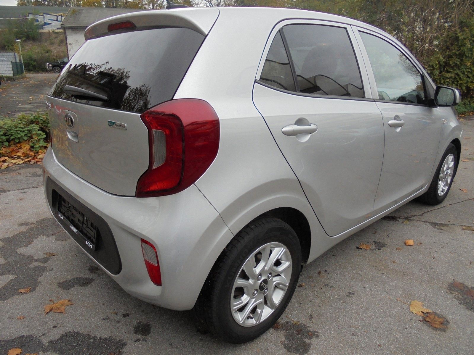 Fahrzeugabbildung Kia Picanto/Navi/Kamera/SHZ+LHZ/Service Neu/