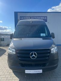 Mercedes Sprinter - 2