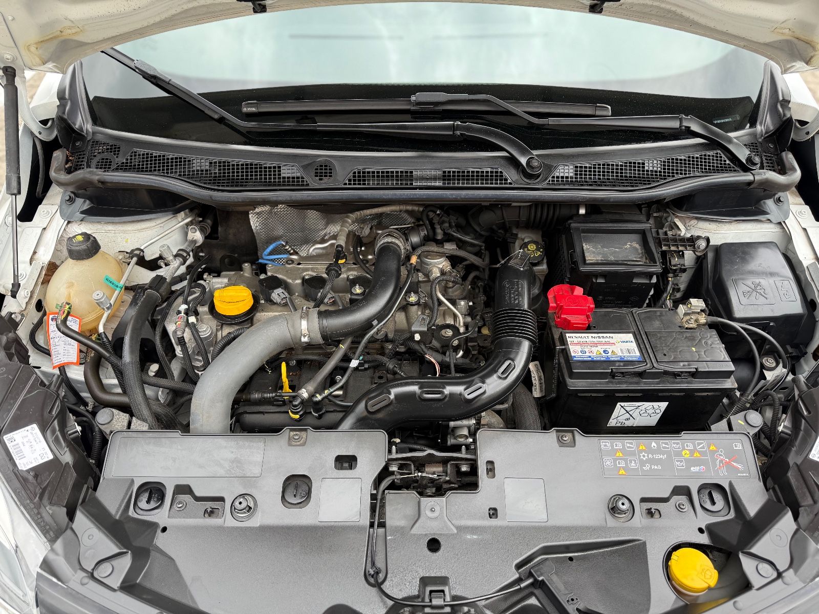 Fahrzeugabbildung Renault Captur Intens NAVI LED AHK TEMPOMAT KAMERA
