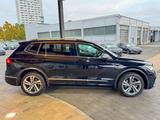 Volkswagen Tiguan Allspace 2.0 TSI DSG 4M R-Line 7S/RFK/ACC - Volkswagen Tiguan Allspace in Nürnberg