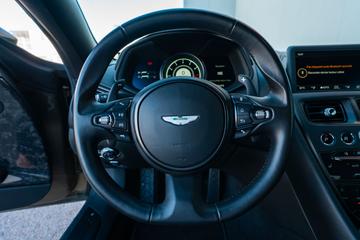 صورة مصغرة 26 لـ 2016 Aston Martin DB11