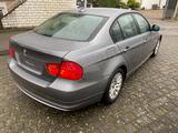 BMW 320d Navi, SD, PDC, Service Neu  - BMW 320 aus 2008: 320d