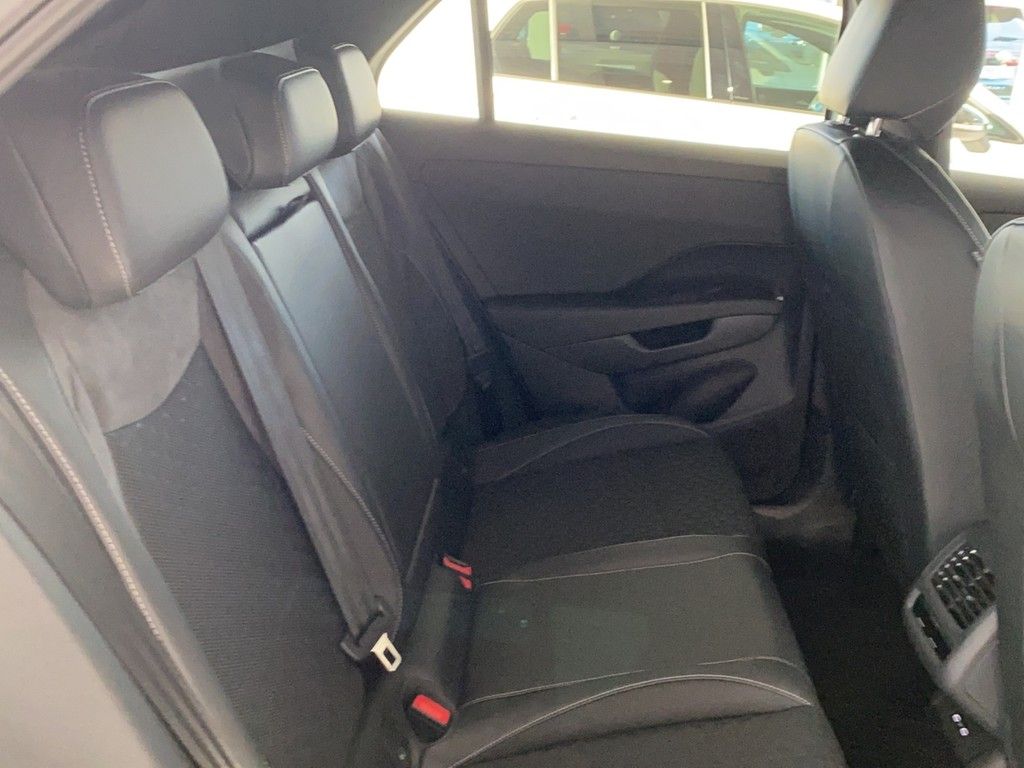 Volkswagen T-Roc - Bild 11