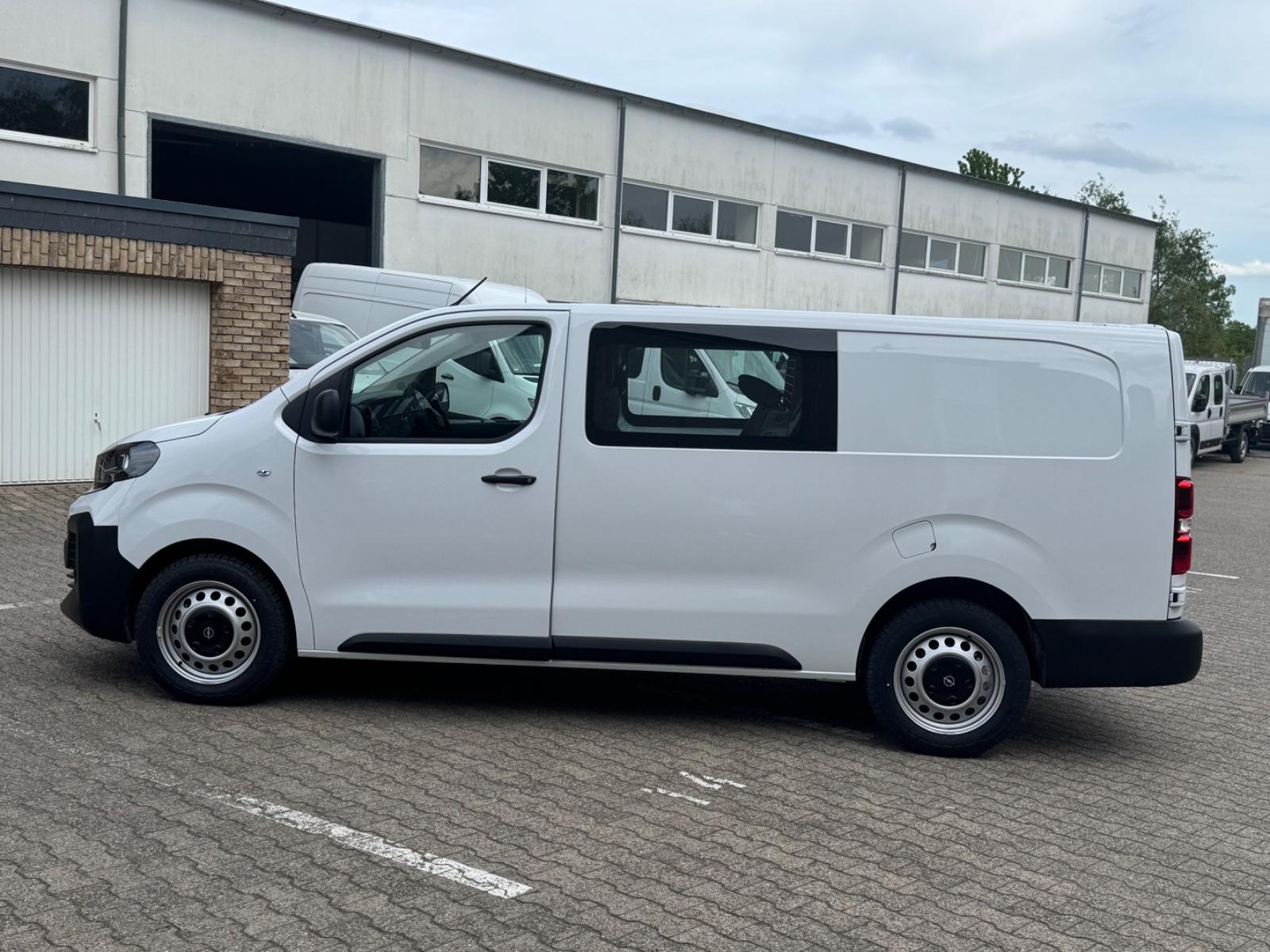 Opel Vivaro Flex Space AHK/HolzBoden