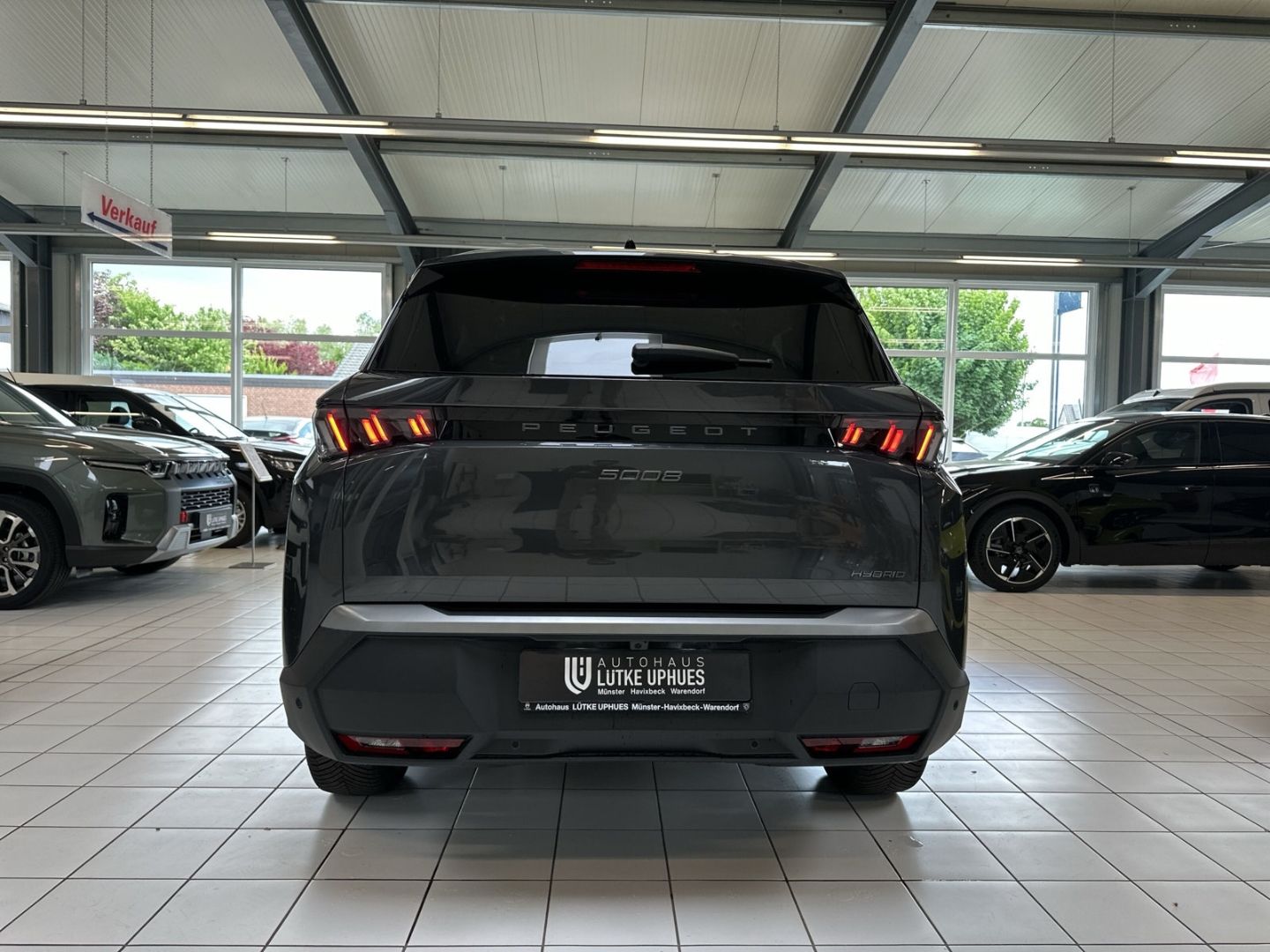 Fahrzeugabbildung Peugeot 5008 Allure HYBRID 145 e-DSC6 Navi LED CarPlay