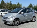 Mercedes-Benz A 170 5-Tür. Elegance*Pano*SHZG*PDC*TopZustand! - Mercedes A 170 mit Schiebedach