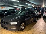 Volkswagen Passat Variant Trendline*1Hand*Acc*AHK* - Volkswagen Passat Variant mit Diesel-Antrieb