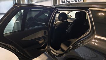 Mercedes E 200 - 5