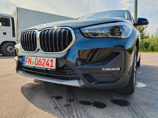 BMW X1 Baureihe X1 xDrive 25 e / PANORAMA / Plug-In