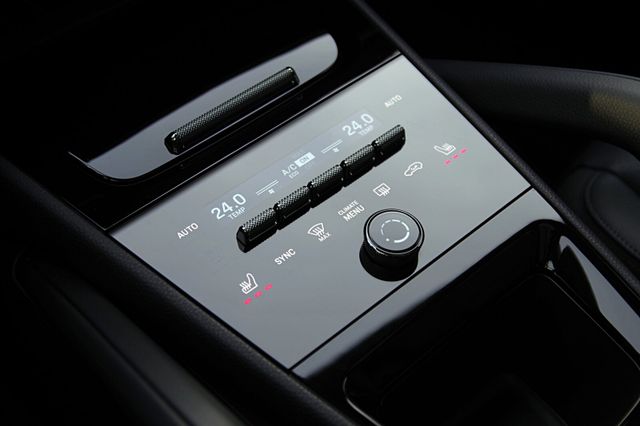 Porsche Cayenne*Luft,ACC,Pano,Beifahrerdisplay,BOSE,360°