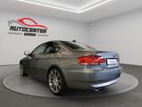 BMW 320 i Navi SHZ 19" Alus PDC Leder  - BMW 320 aus 2010: Coupe, 320i