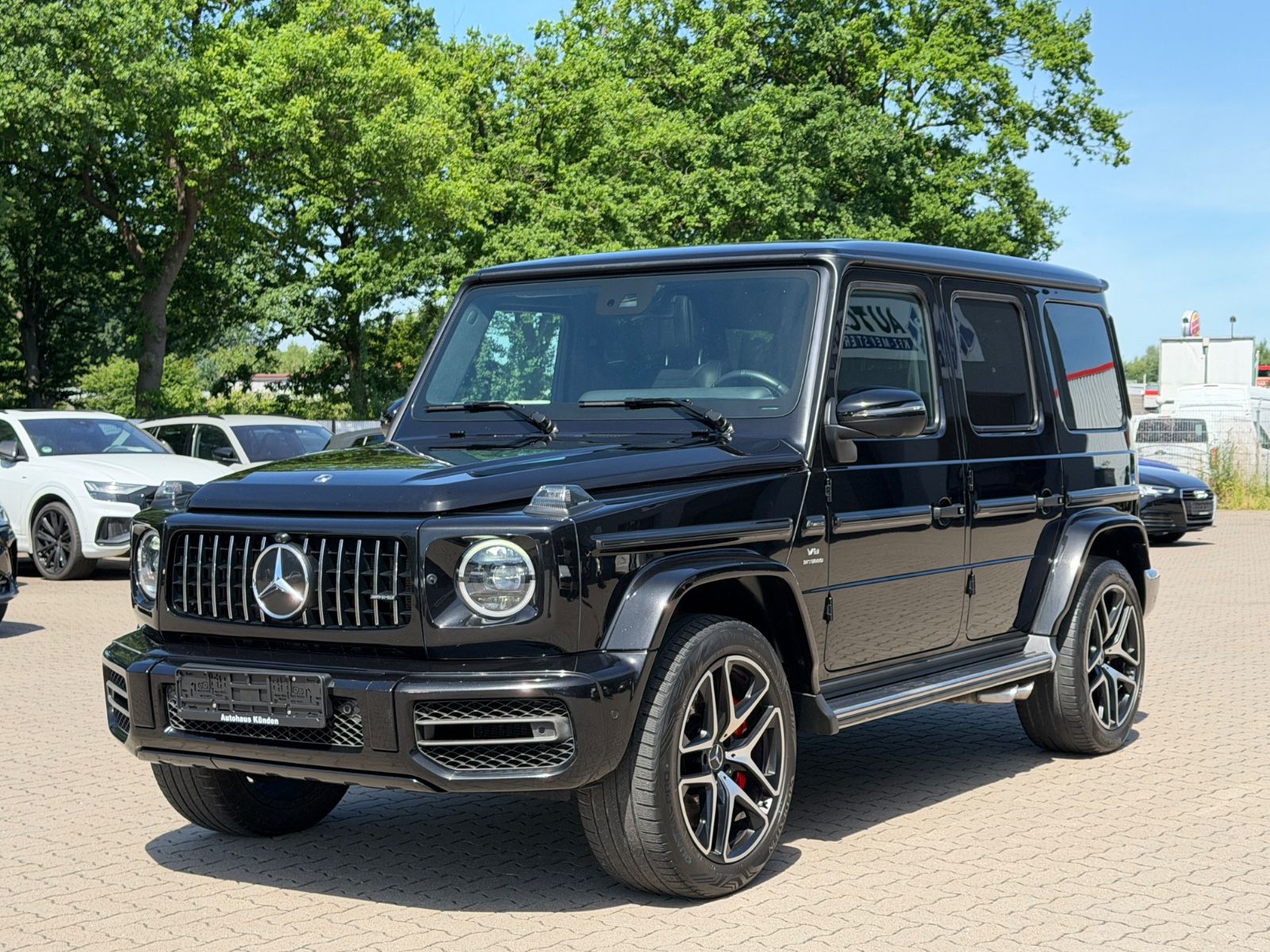 MERCEDES-BENZ G 63 AMG 4.0 °NIGHT-PAKET°360°PANO°BURMESTER°