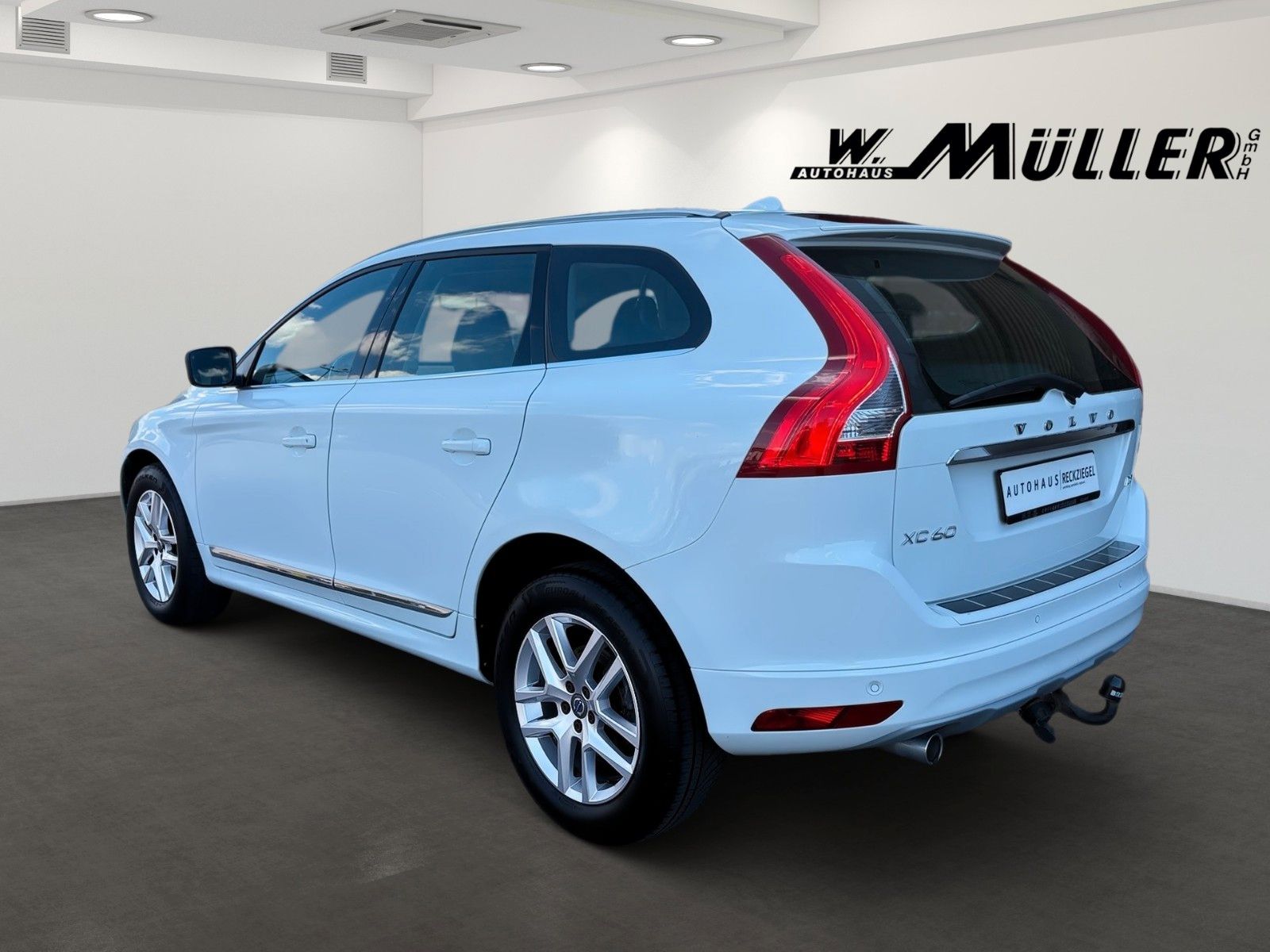 Fahrzeugabbildung Volvo XC60 Summum 2WD