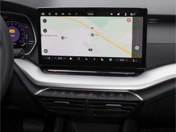 Skoda Octavia Combi Selection 2.0 TDI DSG AHK Kamera L