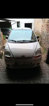 Chevrolet matiz weiß - gebrauchte Chevrolet Captiva aus dem Jahr 2009