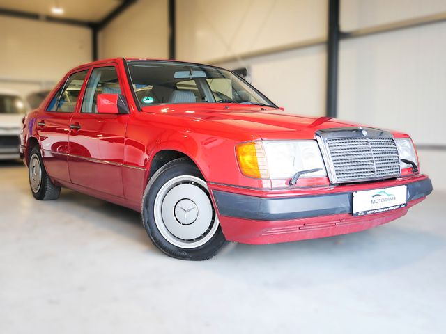 Mercedes-Benz 230E W124/AUTOMATIK/SERVO/SITZHEIZUNG/KLIMA/2.HA