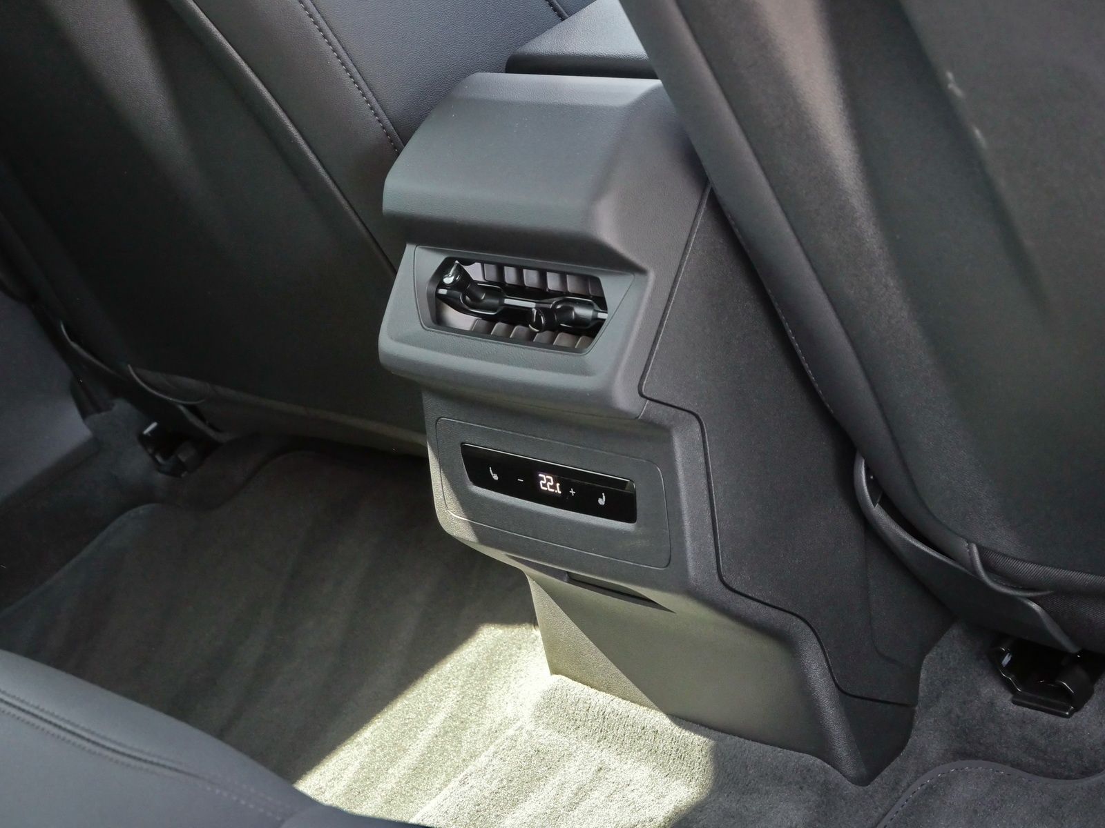 Audi A6 e-tron - Bild 18