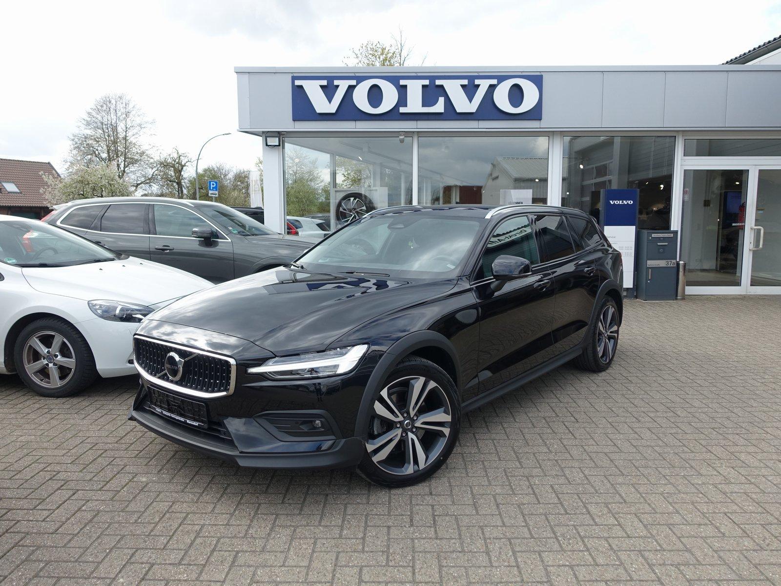 Volvo V60 CrossCountry B4 AWD Plus/AHK/Kamera/Lenkrhz.