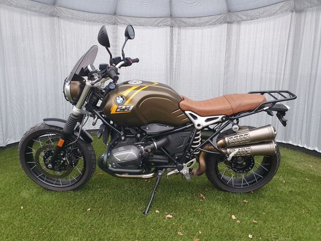 BMW R nineT