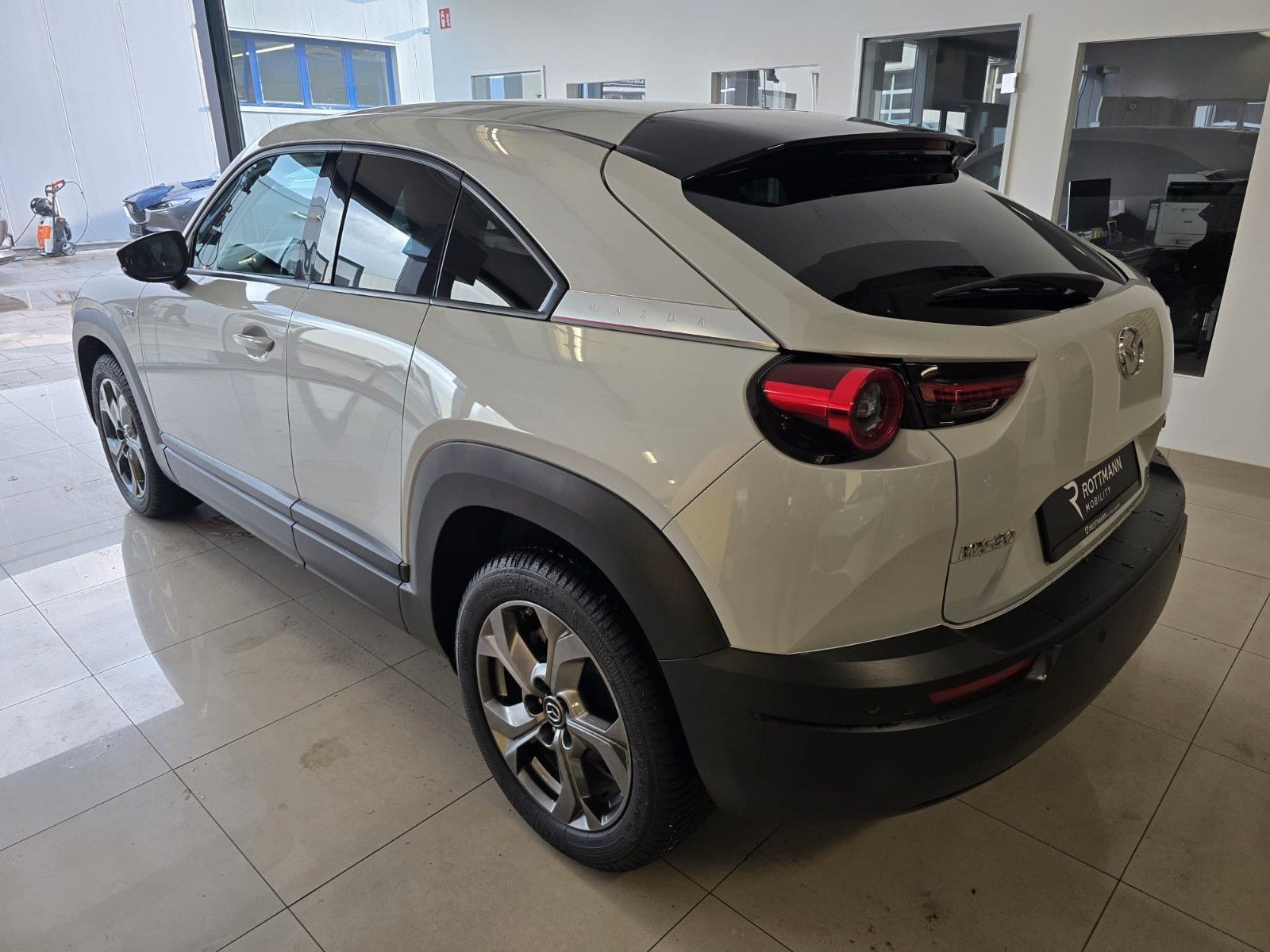 Mazda MX-30 - Bild 4