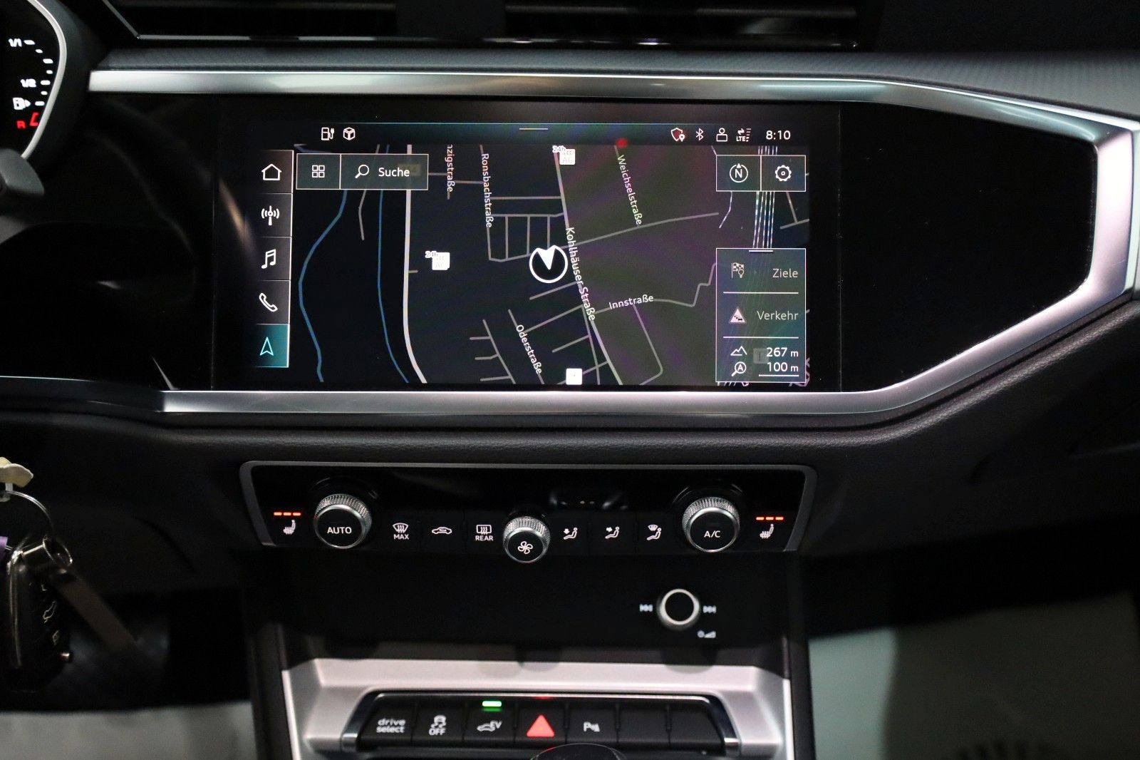 Fahrzeugabbildung Audi Q3 45 TFSI e,T.Leder,Navi,LED,SH,ACC,Sportsitze