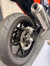 KTM DUKE 690 inkl. Akrapovic (A2 tauglich) - KTM VON 501 BIS 750 CCM
