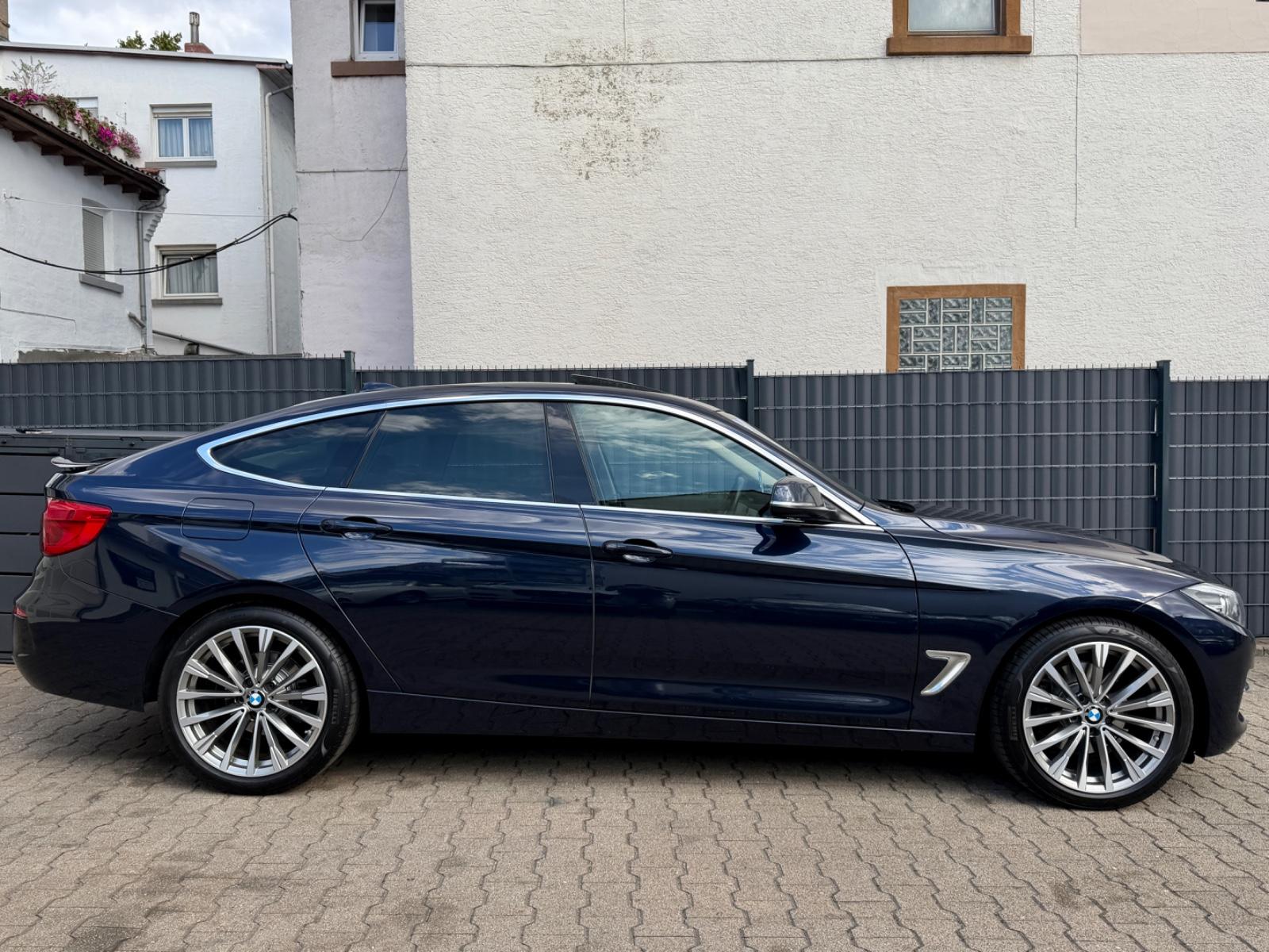 BMW 330i xDrive GranTurismo Luxury-Line*1HD*PANO*KAM