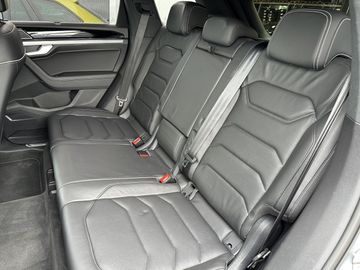 Volkswagen Touareg - 10