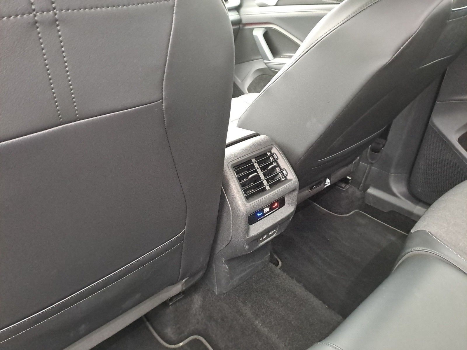 Volkswagen Tayron - Bild 12