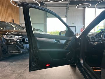 MYAUTOCENTER – Gebraucht- und Jahreswagen mit Werkstattservice in Pfaffenhofen Mercedes-Benz C 200 CGI BlueEfficiency *TÜV NEU*Avantgarde*