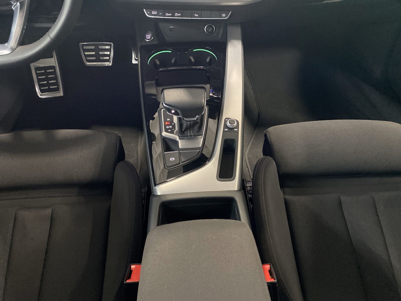 Audi A4 - Bild 14
