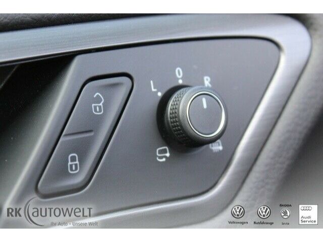 Golf E-Golf COMFO 100KW NAVI DYNAUDIO REAR VIEW