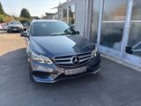 Mercedes-Benz E 220CDI BlueTec 4Matic AMG Sportpaket*Vollausst - Mercedes-Benz E 220 mit Diesel-Antrieb: Leder, Kombi