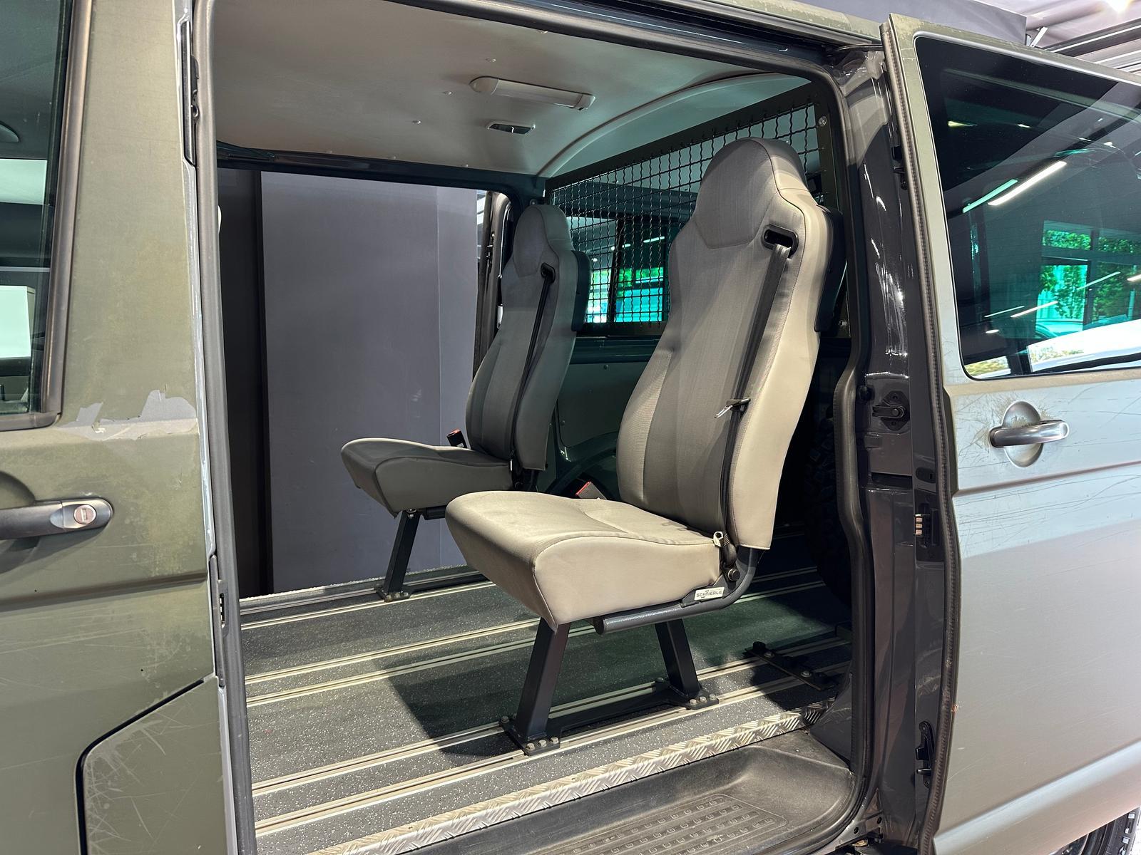 Volkswagen T5 WIDDER 4MOTION ROCKTON SEIKEL BUNDESWEHR OFFR